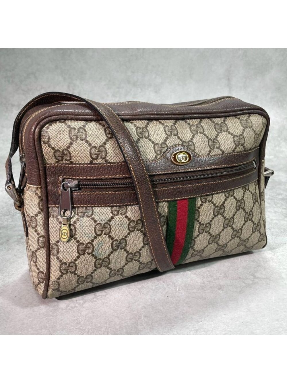 Gucci GG Sherry Line Shoulder Bag Brown Logo